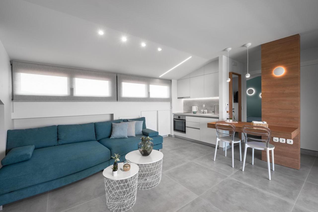 Апартаменти Pola'S Loft Ієрісос Екстер'єр фото